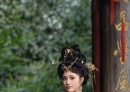 红裳仗剑侠姿幽