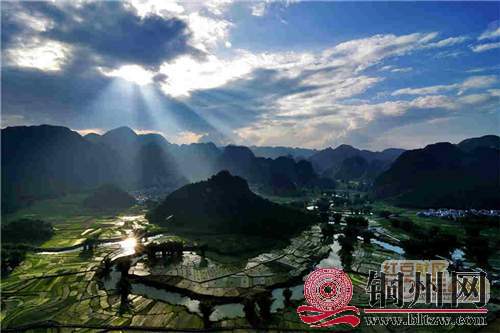 getimg.php?url=http%3A%2F%2Fpic.hongdou.gxnews.com.cn%2Fpicbbs%2Fbig%2F2018%2F0903%2F3759411_7c2075fc648fd1f83dede84da185cbad.jpg