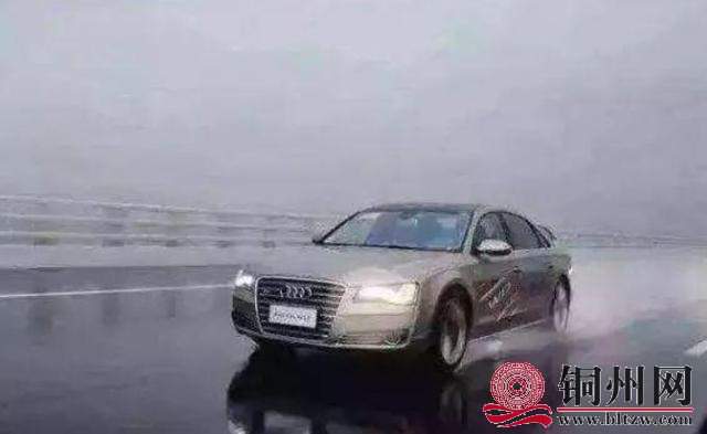 8a0ee92eafe2443695734d5bc21b1239.jpeg