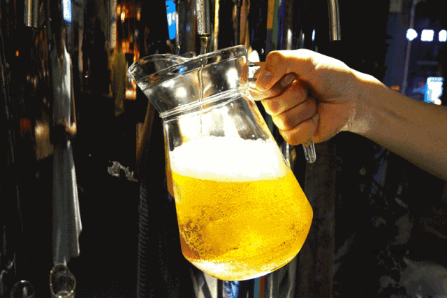 FB0FC57CB10459F5D9A9250B6C04E874A2A1481D_size404_w640_h426.gif