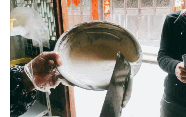 728D31E96EB4D9C1888268B31D36456F4480065B_size1228_w640_h403.gif