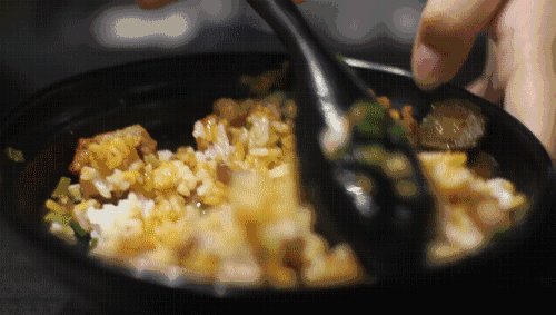 B0FAC9E068111D28320011D4925369CC642AA285_size1253_w500_h283.gif