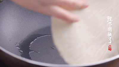 c518392823164b6e8581642f241b7c46.gif