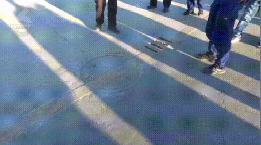 126b4825c26fa7437efaa90aeae2399c.gif