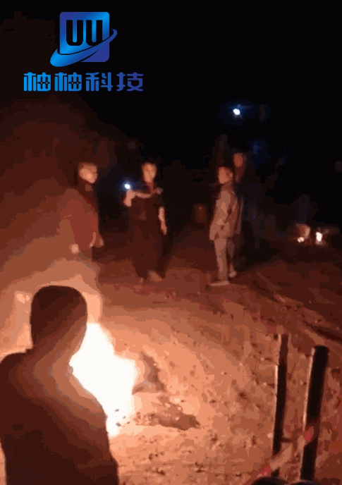 8f084966a6d1180ca49b0f5014d30646.gif