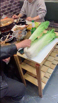 672c75f459d84c43acae6928835cee34.gif