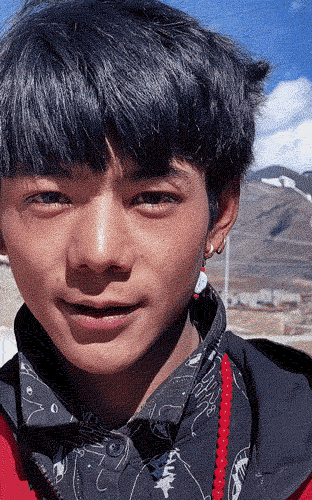 12801509611aba5ba697f65c0eb78689.gif