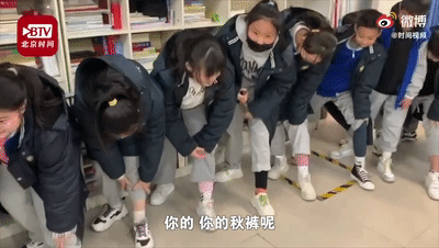 df74e52fc41972a3d621b908cb09c018.gif