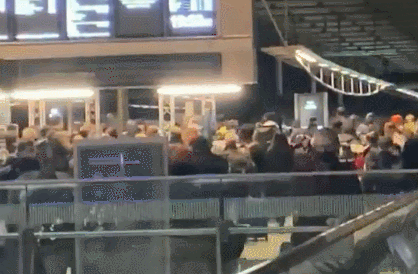 c71ae9a803f05dc3af75a53f4637df76.gif