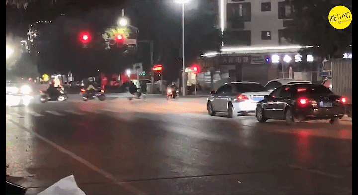 fe00e18797ac20084cde06d64a811ae8.gif