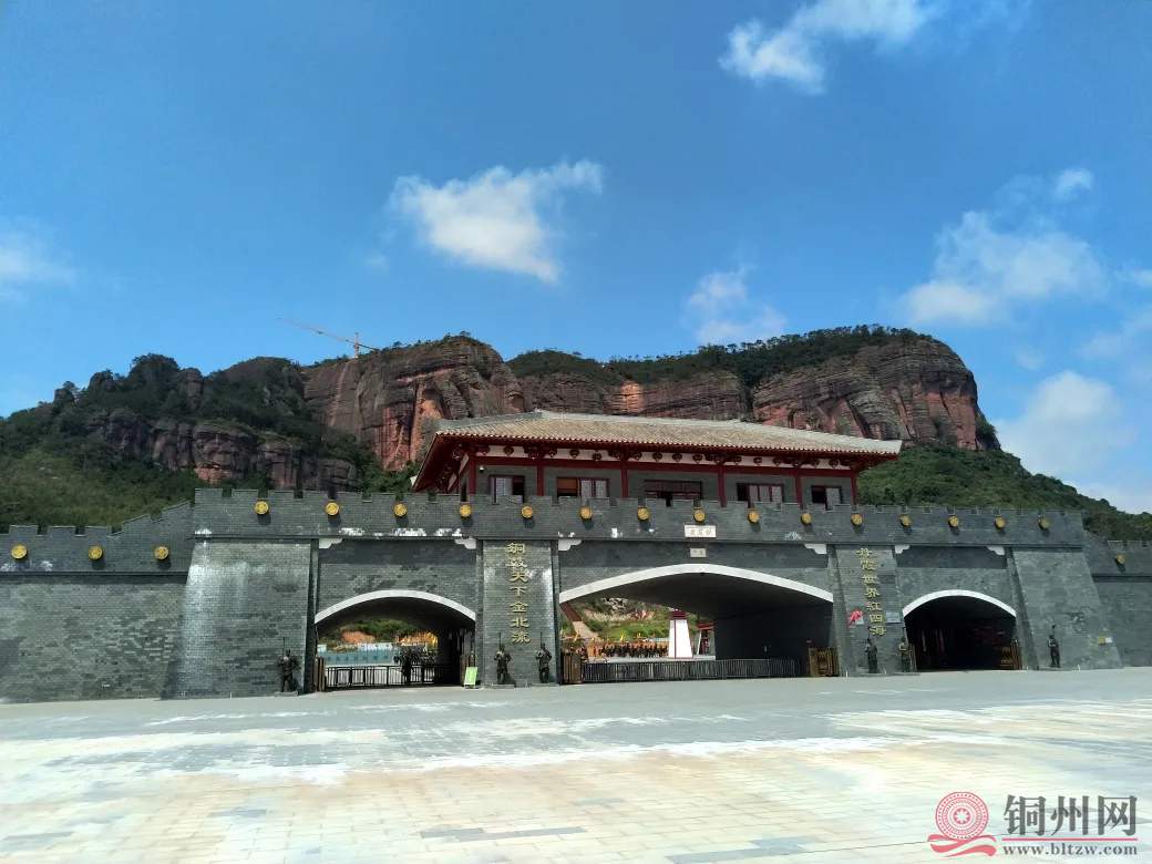 a6876cd283b6440e85efd23700e1e689~tplv-obj_1040_780.webp.jpg